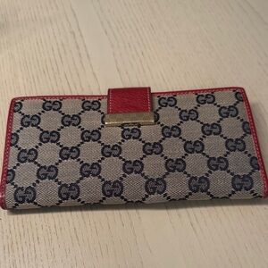 Gucci Vintage Continental Wallet